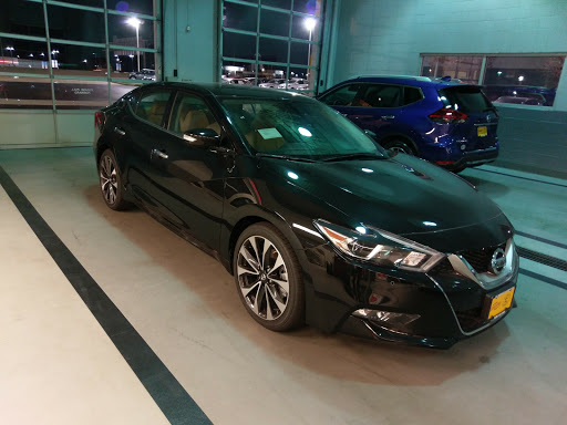 Nissan Dealer «St. Charles Nissan», reviews and photos, 5625 Veterans Memorial Pkwy, St Peters, MO 63376, USA