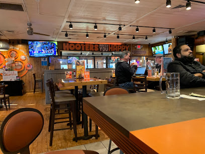 Hooters - 7702 Gateway Ln NW, Concord, NC 28027