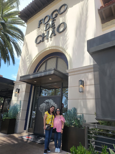 Clothing Store «Old Navy», reviews and photos, 634 Spectrum Center Dr, Irvine, CA 92618, USA