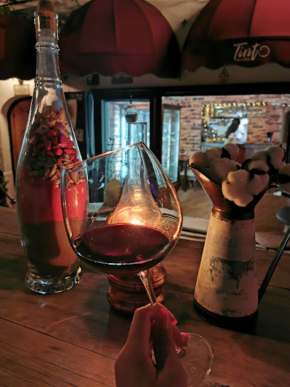 tinto wine and coffee bar