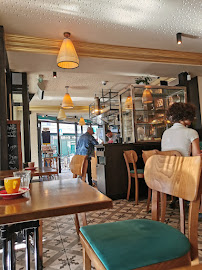 Atmosphère du Restaurant Cafe de l'Eglise à Boulogne-Billancourt - n°13