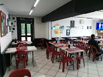 Atmosphère du Restaurant français Restaurant Bar Chez Courbet à Sévignacq - n°3