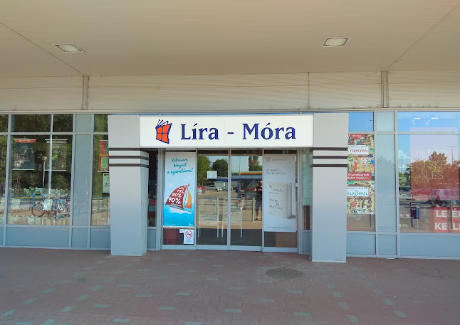 Hódmezővásárhely Tesco Líra-Móra Könyvesbolt