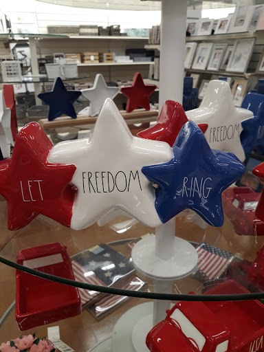 Department Store «Marshalls», reviews and photos, 2544 N Narragansett Ave, Chicago, IL 60707, USA