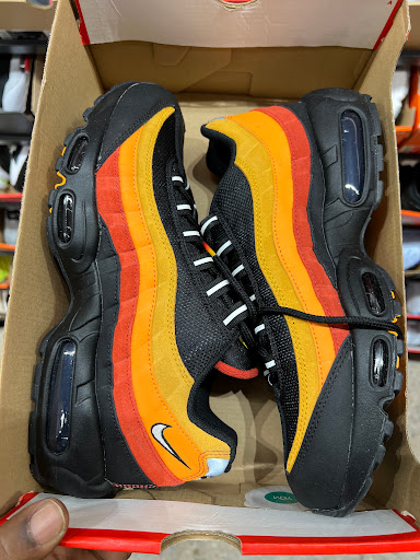 Sporting Goods Store «Nike Factory Store», reviews and photos, 8510 S Cottage Grove Ave, Chicago, IL 60619, USA