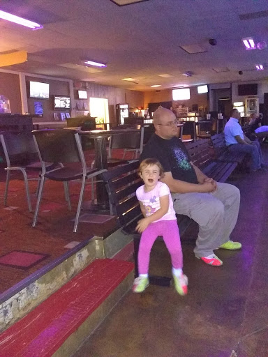 Bowling Alley «Lighthouse Lanes & Gifts», reviews and photos, 350 S Glenstone Ave, Springfield, MO 65802, USA