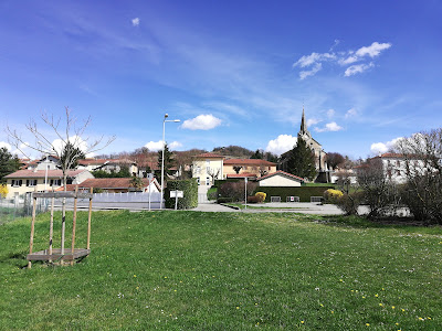 Ecole privée les abeilles Oytier Saint Oblas à Oytier-Saint-Oblas