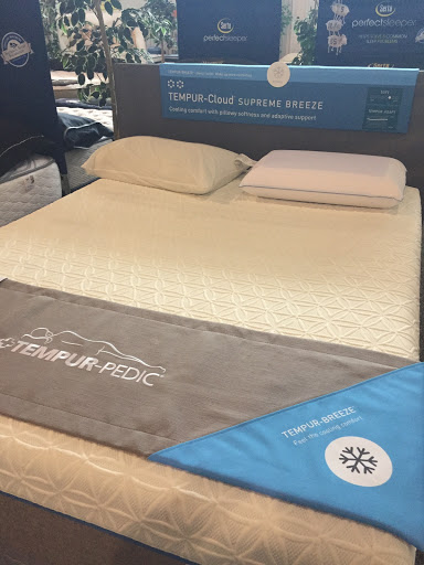 Mattress Store «Mattress Club», reviews and photos, 9012 Hermitage Rd, Richmond, VA 23228, USA