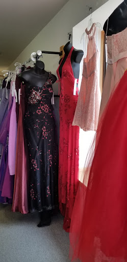 Bridal Shop «Rosebuds Bridal & Tuxedo», reviews and photos, 7655 Highland Rd, Waterford Twp, MI 48327, USA