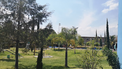 Centro Recreativo Universitario Vasco de Quiroga (CRUNVAQ)