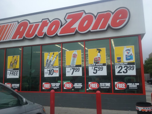 AutoZone Auto Parts image 4