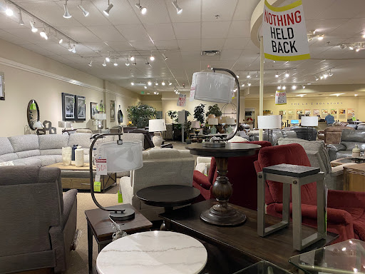Furniture Store «La-Z-Boy Furniture Galleries», reviews and photos, 17305 Southcenter Pkwy, Tukwila, WA 98188, USA