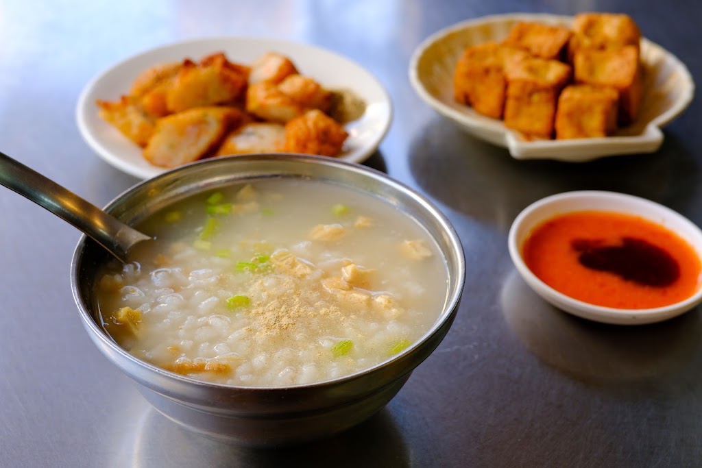 台北市萬華區 華西街鹹粥店 - 台灣餐廳推薦 手搖推薦 甜點推薦 買一送一 優惠訊息