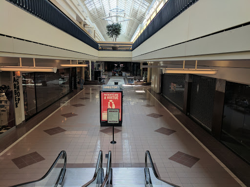 Shopping Mall «ShoppingTown Mall», reviews and photos, 3649 Erie Blvd E, Syracuse, NY 13214, USA
