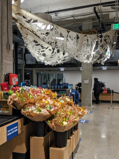 Natural Foods Store «PCC Natural Markets - West Seattle», reviews and photos, 2749 California Ave SW, Seattle, WA 98116, USA