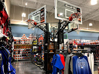DICK'S Sporting Goods - Photo 7 - Car repair in Aurora, OH, Cleveland