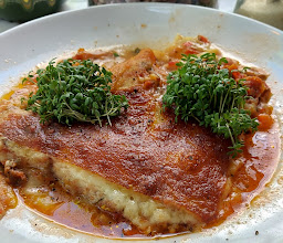 GENUINE TREATS contemporary deli photo