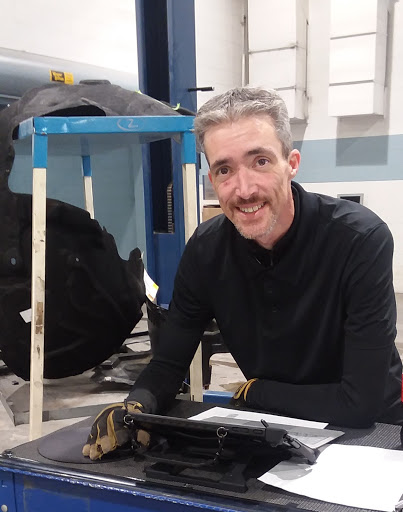 Auto Body Shop «Highway Garage & Auto Body Center», reviews and photos, 8410 E Washington St, Chagrin Falls, OH 44023, USA