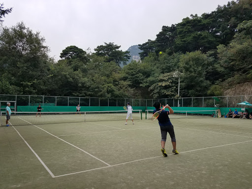 Samcheong tennis court