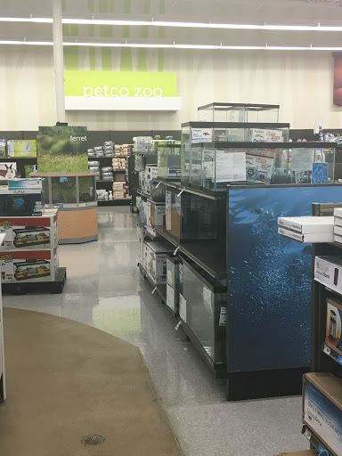 Pet Supply Store «Petco Animal Supplies», reviews and photos, 2895 Gulf Fwy S, League City, TX 77573, USA