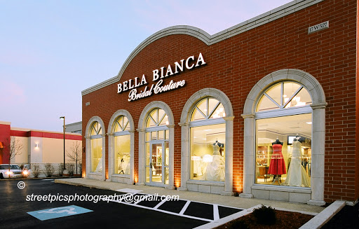 Bella Bianca Bridal, 17W527 E Roosevelt Rd, Oakbrook Terrace, IL 60181, USA, 
