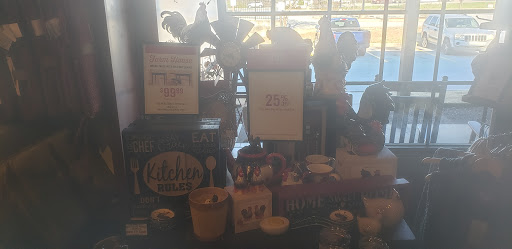 American Restaurant «Cracker Barrel Old Country Store», reviews and photos, 2003 Eatonton Rd, Madison, GA 30650, USA