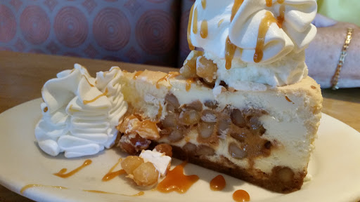 Restaurant «The Cheesecake Factory», reviews and photos, 2223 N Westshore Blvd, Tampa, FL 33607, USA
