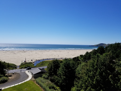 Liquor Store «Newport Liquor Store», reviews and photos, 2019 N Coast Hwy, Newport, OR 97365, USA