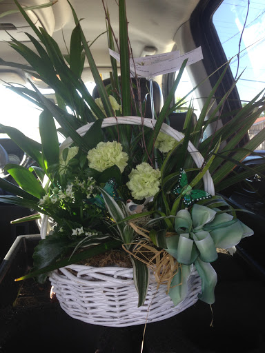 Florist «Corona Rose Flowers & Gifts», reviews and photos, 844 W 6th St, Corona, CA 92882, USA