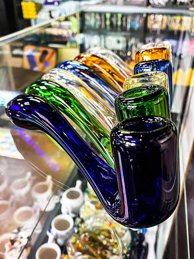 Tobacco Shop «Glassworx of Tulsa Head Shop», reviews and photos, 6529 E 51st St, Tulsa, OK 74145, USA