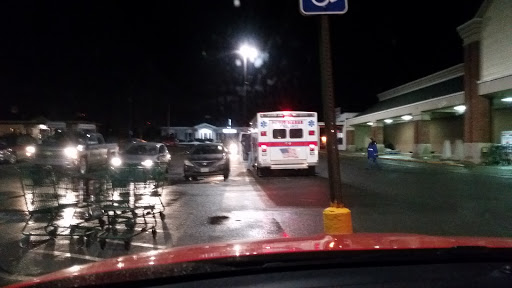 Shopping Mall «Ellsworth Shopping Center», reviews and photos, 175 High St, Ellsworth, ME 04605, USA