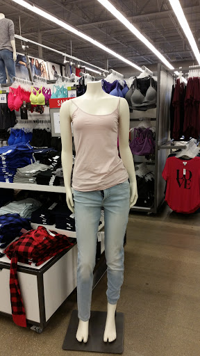 Clothing Store «Old Navy», reviews and photos, 868 N E Mall Blvd, Hurst, TX 76053, USA