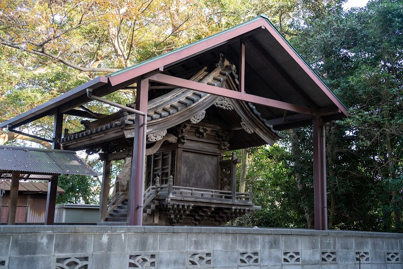 諏訪稲荷合殿神社