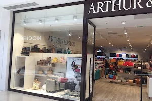 Arthur & Aston image