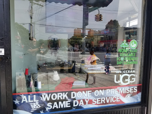 Dry Cleaner «American Cleaners», reviews and photos, 3727 E Tremont Ave, Bronx, NY 10465, USA