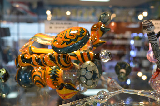 Tobacco Shop «American Smoke & Vape», reviews and photos, 217 E Army Trail Rd, Glendale Heights, IL 60139, USA