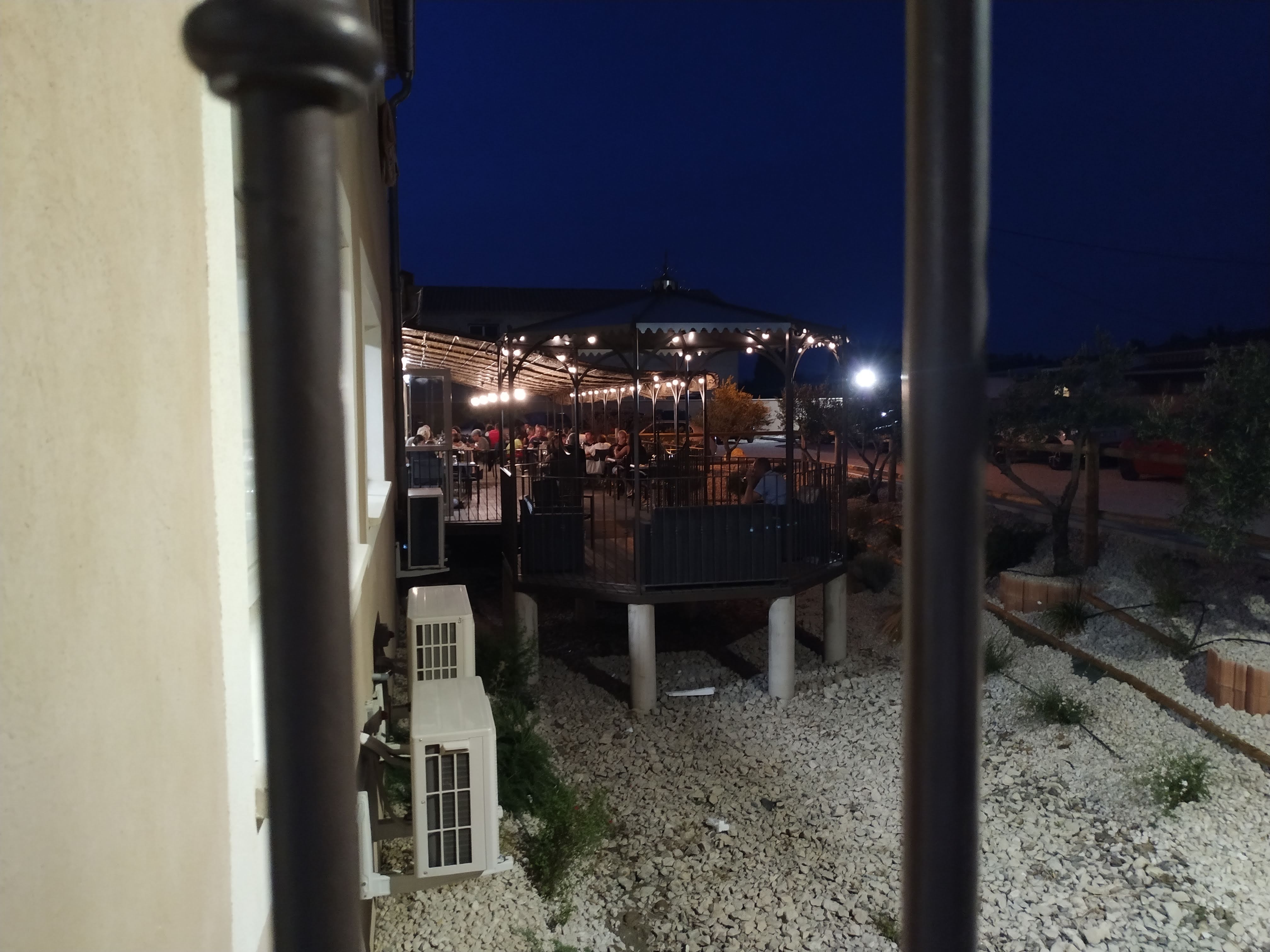 Photo n° 4 de l'avis de Super.i fait le 27/09/2019 à 05:53