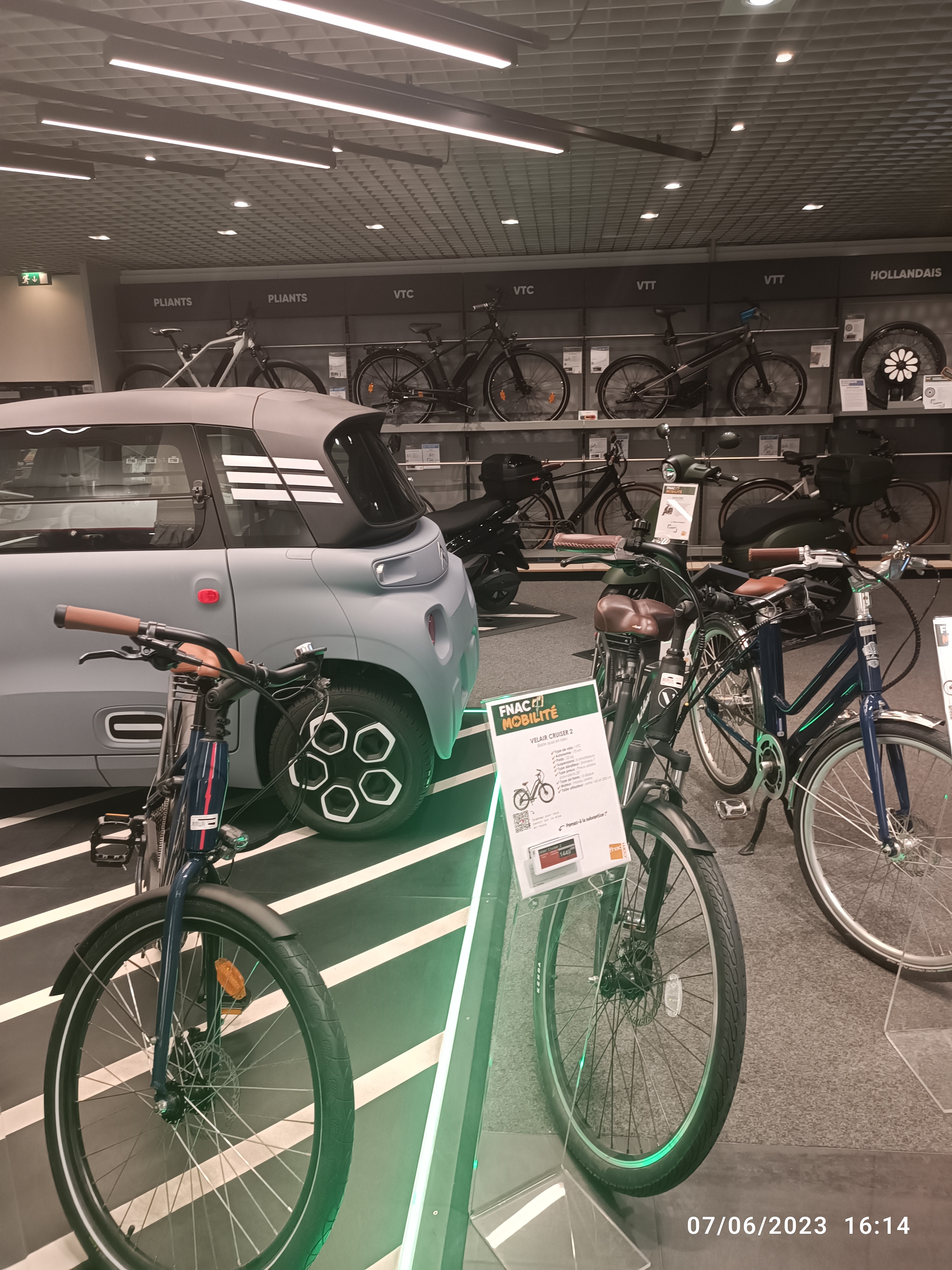 Photo n° 24 de l'avis de C... fait le 22/02/2018 à 02:39