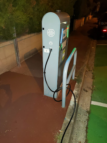 Borne de recharge de véhicules électriques SEY Station de recharge Bougival