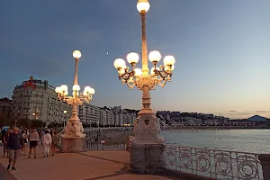 San Sebastián Promenade image