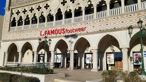 Shoe Store «Famous Footwear», reviews and photos, 19075 I-45, Conroe, TX 77385, USA