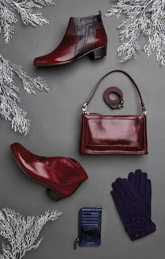 Shoe Store «Simons Shoes», reviews and photos, 282 Harvard St, Brookline, MA 02446, USA