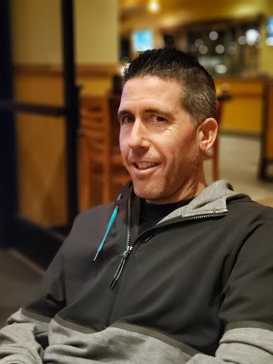 Pizza Restaurant «Round Table Pizza», reviews and photos, 1180 El Camino Ave #116, Corona, CA 92879, USA