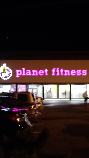 Gym «Planet Fitness - Bristol, CT», reviews and photos, 99 Farmington Ave, Bristol, CT 06010, USA