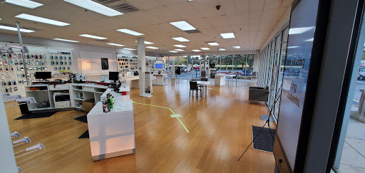 Cell Phone Store «GoWireless Verizon Authorized Retailer», reviews and photos, 15761 Sheridan St a, Southwest Ranches, FL 33331, USA