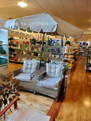 Department Store «HomeGoods», reviews and photos, 2731 N Elston Ave, Chicago, IL 60647, USA