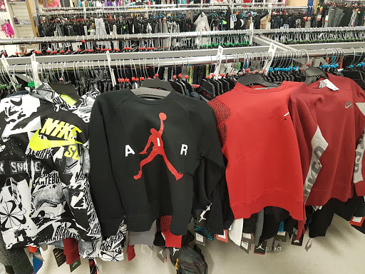 Shopping Mall «Southridge Mall», reviews and photos, 1111 E Army Post Rd, Des Moines, IA 50315, USA