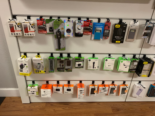 Electronics Repair Shop «uBreakiFix», reviews and photos, 4734 S Kirkman Rd, Orlando, FL 32811, USA