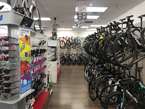 Bicycle Store «City Bikes Aventura», reviews and photos, 20335 Biscayne Blvd, Aventura, FL 33180, USA