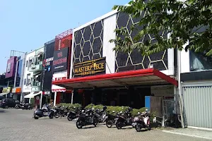 Masterpiece Family Karaoke Signature Bogor image